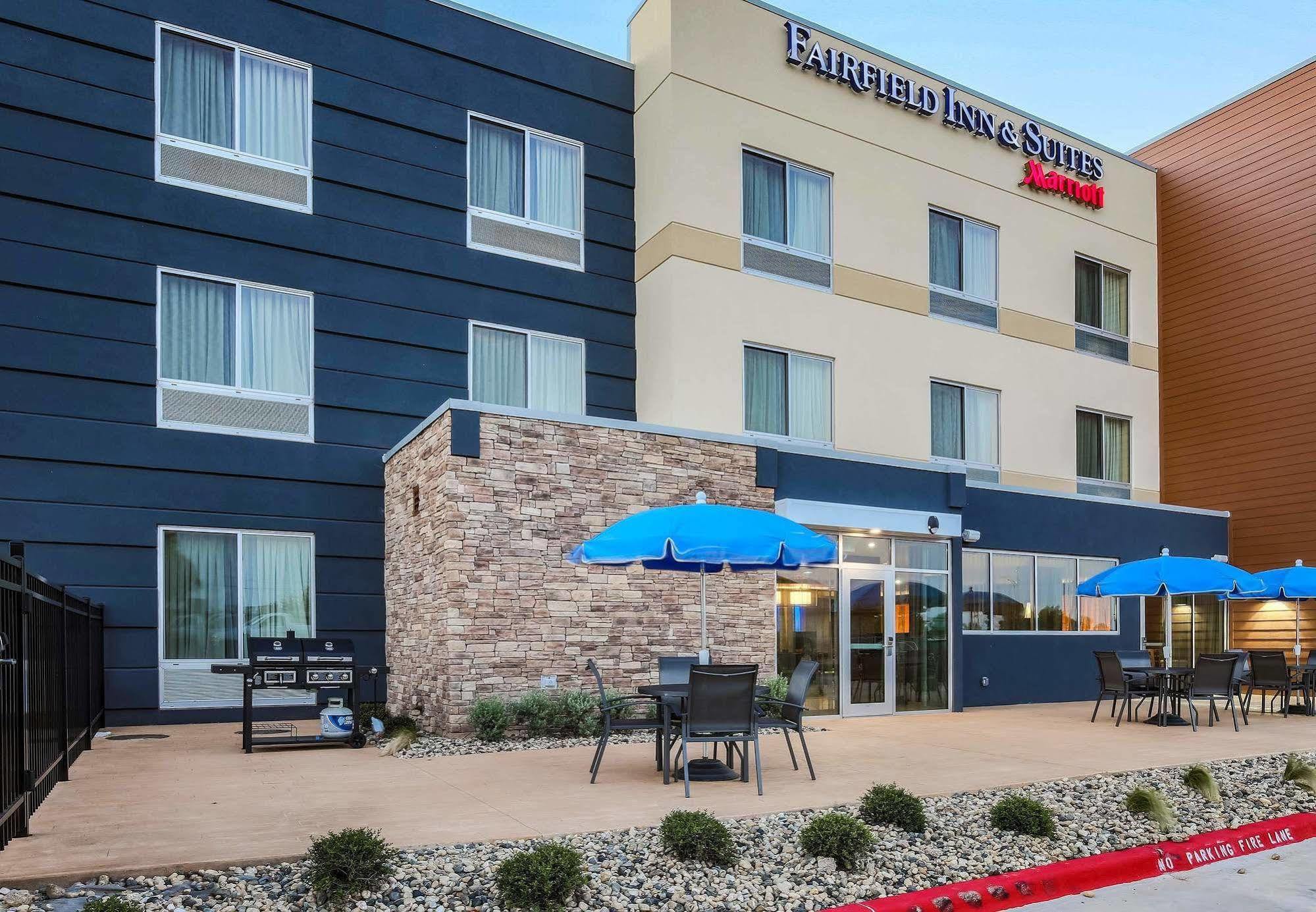 Fairfield Inn & Suites By Marriott Snyder Extérieur photo